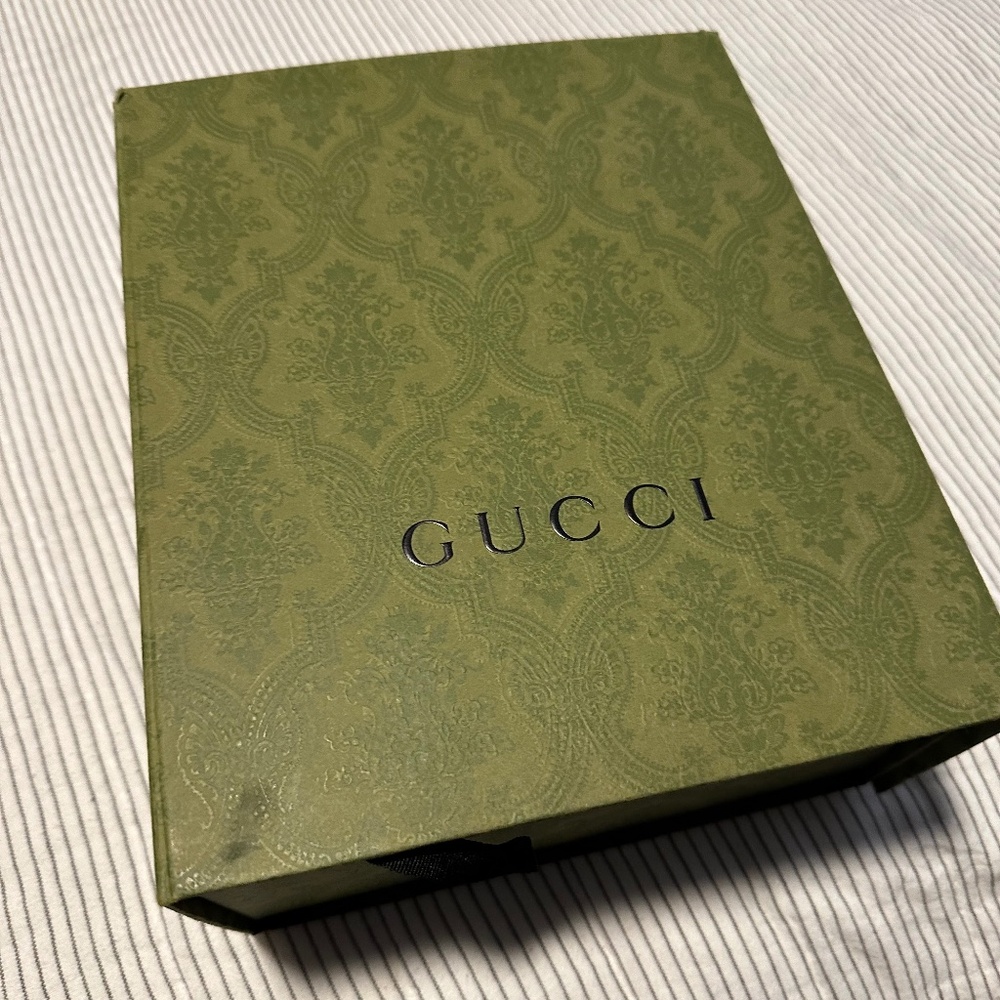 Gucci sport hat